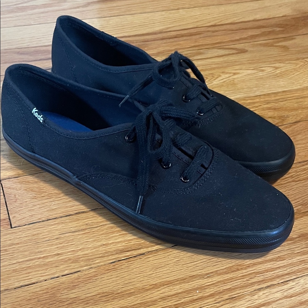 Keds Black Canvas Lace-Up Sneakers with Blue Insole Accent